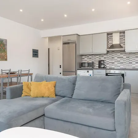 Babos Apartment Gaitani